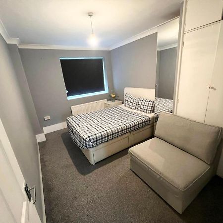 Appartamento Aprt 10Mins Walk From The Shard! Londra Esterno foto